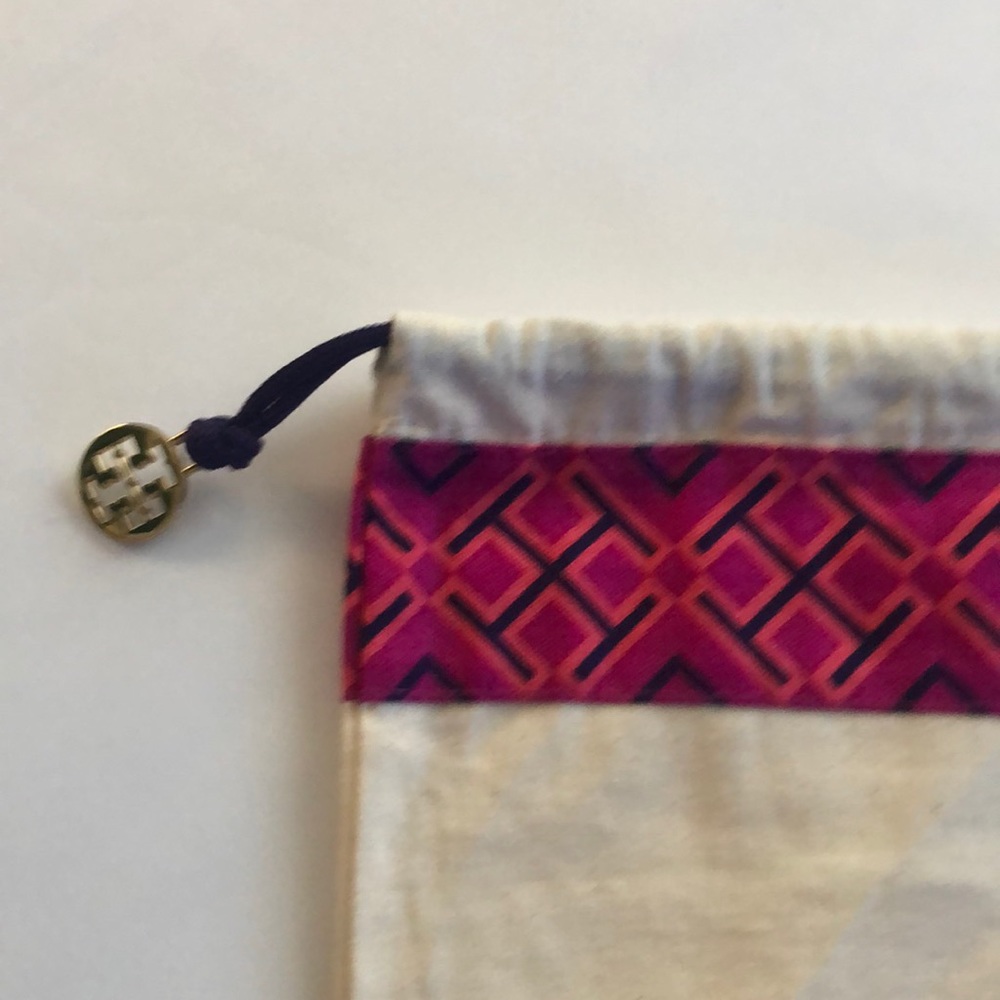 Dustbag - Picture 2 of 5